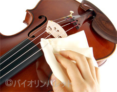 楽器の拭き上げ