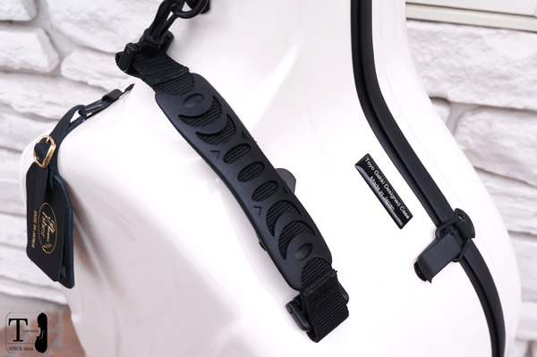 Plume Fiber Slim 背面持ち手