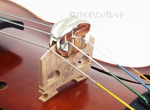 消音器WMutes シルバー バイオリン用装着例